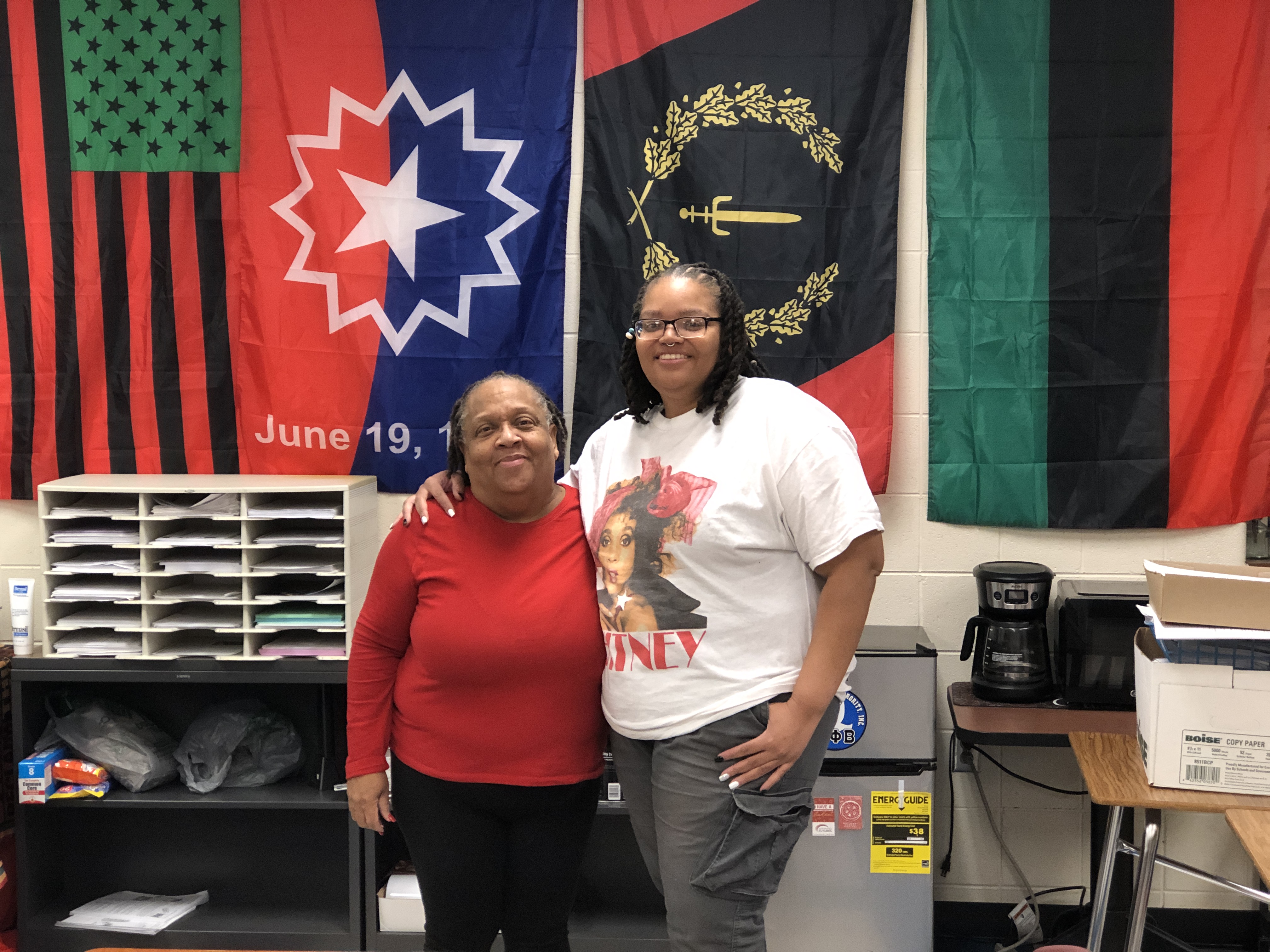 A picture of Deborah Robertson and Kiarra Whitelow together in a classroom.